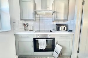 Kitchen- click for photo gallery